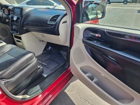 2012 CHRYSLER TOWN & COUNTRY PASSENGER V6, 3.6 LITER TOURING MINIVAN 4D