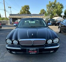 2005 JAGUAR XJ SEDAN V8, 4.2 LITER XJ VANDEN PLAS SEDAN 4D