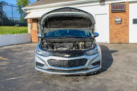 2018 Chevrolet Cruze - Image 19