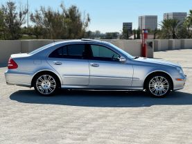 2006 MERCEDES-BENZ E-CLASS SEDAN V8, 5.0 LITER E 500 SEDAN 4D