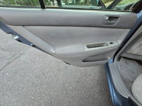 2004 TOYOTA CAMRY SEDAN 4-CYL, 2.4 LITER LE SEDAN 4D