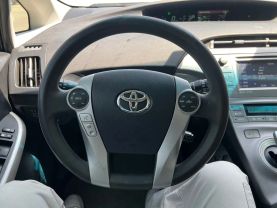 2014 TOYOTA PRIUS PLUG-IN HYBRID