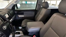 2008 TOYOTA SEQUOIA SUV V8, 5.7 LITER SR5 SPORT UTILITY 4D