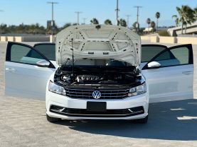 2019 VOLKSWAGEN PASSAT SEDAN 4-CYL, TURBO, 2.0 LITER 2.0T WOLFSBURG EDITION SEDAN 4D