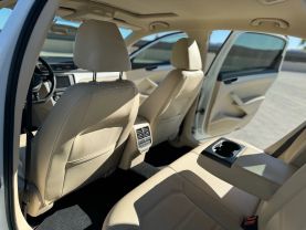 2019 VOLKSWAGEN PASSAT SEDAN 4-CYL, TURBO, 2.0 LITER 2.0T WOLFSBURG EDITION SEDAN 4D