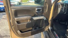 2015 Chevrolet Silverado 1500 Crew Cab - Image 18