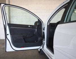 2007 VOLKSWAGEN RABBIT HATCHBACK 5-CYL, PZEV, 2.5 LITER HATCHBACK 4D
