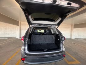 2019 TOYOTA HIGHLANDER SUV V6, 3.5 LITER XLE SPORT UTILITY 4D