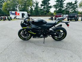 2023 SUZUKI GSX-R1000AM3 SPORTBIKES - -