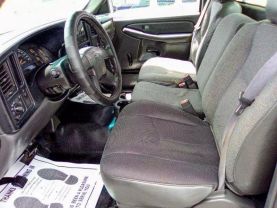2006 CHEVROLET SILVERADO 3500 REGULAR CAB & CHASSIS CAB_CHASSIS V8, 6.6L TURBO DSL 137" W.B. 2D