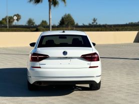 2019 VOLKSWAGEN PASSAT SEDAN 4-CYL, TURBO, 2.0 LITER 2.0T WOLFSBURG EDITION SEDAN 4D