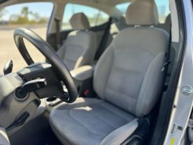 2017 HYUNDAI ELANTRA SEDAN 4-CYL, PZEV, 2.0 LITER SE SEDAN 4D
