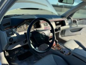 1999 MERCEDES-BENZ E-CLASS SEDAN V6, 3.2 LITER E 320 SEDAN 4D