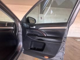 2019 TOYOTA HIGHLANDER SUV V6, 3.5 LITER XLE SPORT UTILITY 4D