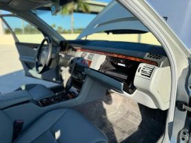 1999 MERCEDES-BENZ E-CLASS SEDAN V6, 3.2 LITER E 320 SEDAN 4D