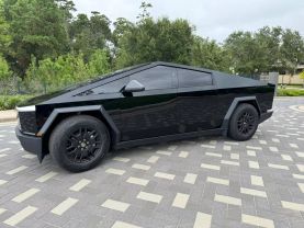 2024 TESLA CYBERTRUCK PICKUP DUAL AC ELECTRIC MOTORS ALL-WHEEL DRIVE PICKUP 4D 6 FT