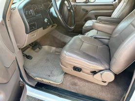 1996 FORD BRONCO SUV V8, 5.8 LITER SPORT UTILITY 2D