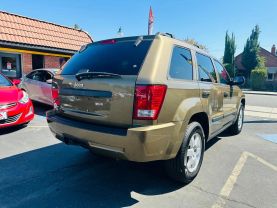 2009 JEEP GRAND CHEROKEE SUV V6, 3.7 LITER LAREDO SPORT UTILITY 4D