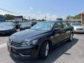 Used 2018 VOLKSWAGEN PASSAT SEDAN 4-CYL, TURBO, 2.0 LITER 2.0T SE SEDAN 4D - LA Auto Star located in Virginia Beach, VA