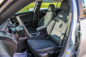 2018 Chevrolet Cruze - Image 16