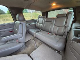 2004 CHEVROLET SUBURBAN 1500 SUV V8, 5.3 LITER LS SPORT UTILITY 4D