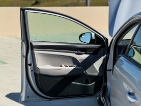 2017 HYUNDAI ELANTRA SEDAN 4-CYL, PZEV, 2.0 LITER SE SEDAN 4D