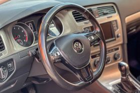 2017 VOLKSWAGEN GOLF HATCHBACK - AUTOMATIC - Gentle Carmen Auto