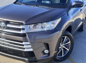2019 TOYOTA HIGHLANDER SUV V6, 3.5 LITER XLE SPORT UTILITY 4D