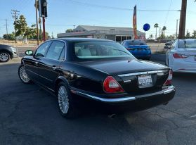 2005 JAGUAR XJ SEDAN V8, 4.2 LITER XJ VANDEN PLAS SEDAN 4D