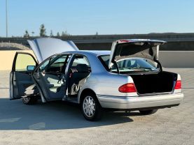 1999 MERCEDES-BENZ E-CLASS SEDAN V6, 3.2 LITER E 320 SEDAN 4D