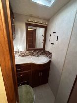2003 WINNEBAGO ADVENTURER SERIES RV & CAMPERS - 31W WORKHORSE 