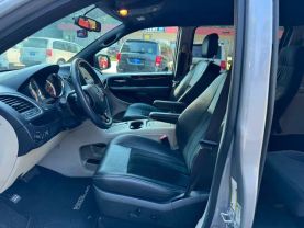 2017 DODGE GRAND CARAVAN PASSENGER PASSENGER V6, FLEX FUEL, 3.6 LITER SXT MINIVAN 4D