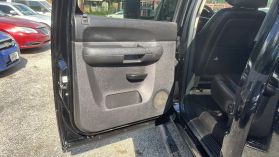 2011 Chevrolet Silverado 3500 Hd Crew Cab - Image 18