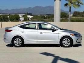 2017 HYUNDAI ELANTRA SEDAN 4-CYL, PZEV, 2.0 LITER SE SEDAN 4D