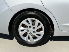 2017 HYUNDAI ELANTRA SEDAN 4-CYL, PZEV, 2.0 LITER SE SEDAN 4D
