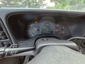 2004 CHEVROLET SUBURBAN 1500 SUV V8, 5.3 LITER LS SPORT UTILITY 4D