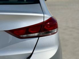 2017 HYUNDAI ELANTRA SEDAN 4-CYL, PZEV, 2.0 LITER SE SEDAN 4D