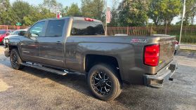 2015 Chevrolet Silverado 1500 Crew Cab - Image 4