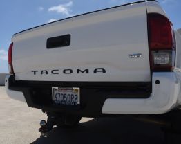 2019 TOYOTA TACOMA DOUBLE CAB PICKUP V6, 3.5 LITER TRD SPORT PICKUP 4D 6 FT