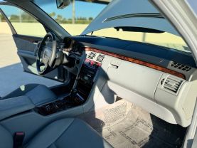 1999 MERCEDES-BENZ E-CLASS SEDAN V6, 3.2 LITER E 320 SEDAN 4D
