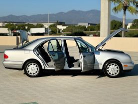1999 MERCEDES-BENZ E-CLASS SEDAN V6, 3.2 LITER E 320 SEDAN 4D