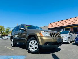 2009 JEEP GRAND CHEROKEE SUV V6, 3.7 LITER LAREDO SPORT UTILITY 4D