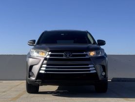 2019 TOYOTA HIGHLANDER SUV V6, 3.5 LITER XLE SPORT UTILITY 4D