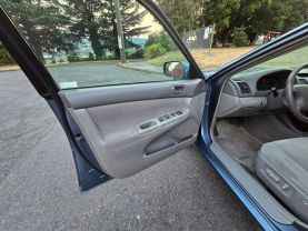 2004 TOYOTA CAMRY SEDAN 4-CYL, 2.4 LITER LE SEDAN 4D