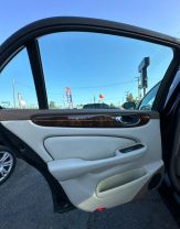 2005 JAGUAR XJ SEDAN V8, 4.2 LITER XJ VANDEN PLAS SEDAN 4D