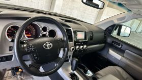 2008 TOYOTA SEQUOIA SUV V8, 5.7 LITER SR5 SPORT UTILITY 4D