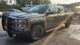 2015 Chevrolet Silverado 1500 Crew Cab - Image 31