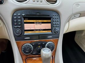 2011 MERCEDES-BENZ SL-CLASS CONVERTIBLE V8, 5.5 LITER SL 550 ROADSTER 2D