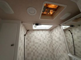 2007 FORD E450 SUPER DUTY CUTAWAY CUTAWAY V10, 6.8 LITER VAN CAB-CHASSIS 2D