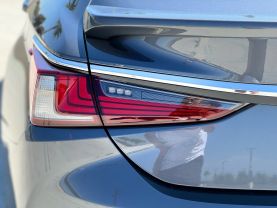 2024 LEXUS ES SEDAN 4-CYL, HYBRID, 2.5 LITER ES 300H SEDAN 4D
